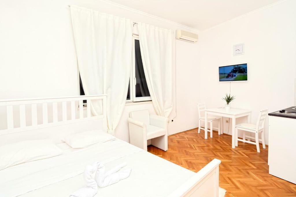 Apartment Vogue *